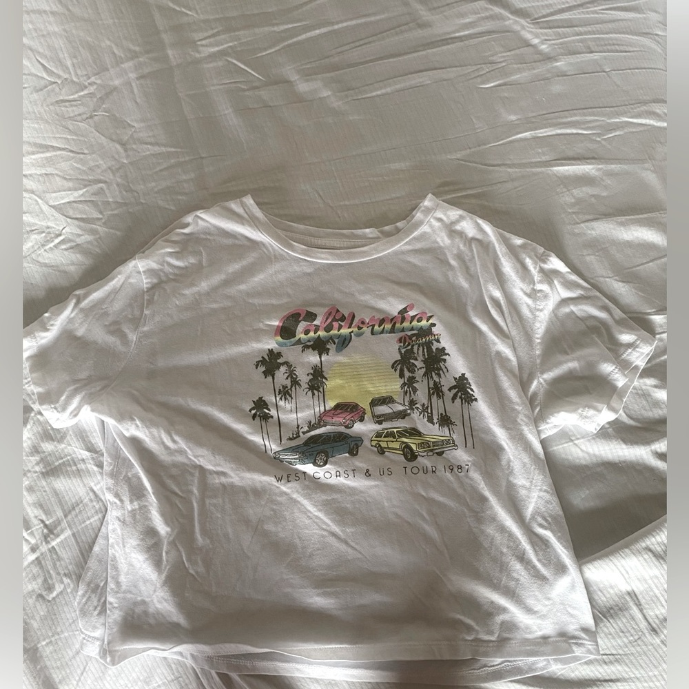 grayson threads black label California tshirt